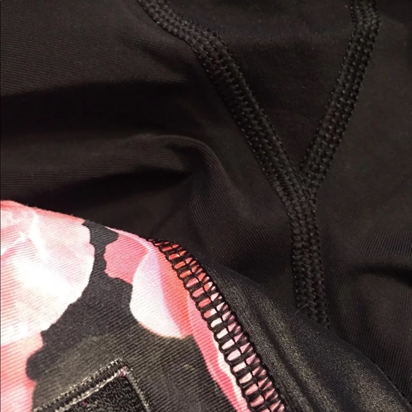 Lululemon Chase Me Crop II - Picture 8 of 8